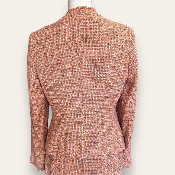 Coral Tweed Oscar de la Renta Skirt Suit set w/ Boucle Fringe size 6 - Picture 5 of 10